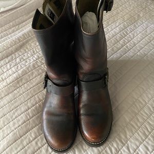 Frye Veronica boot.